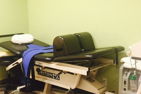 Spinal Decompression Therapy Lake Forest CA